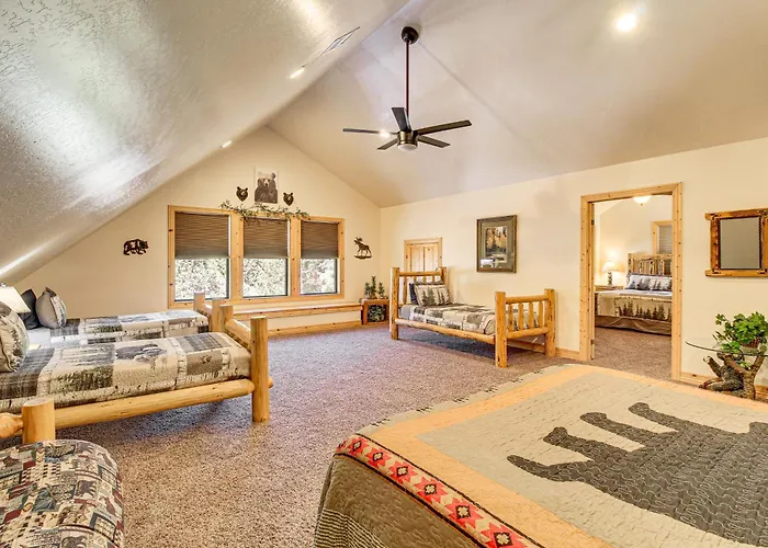 Rustic Lakeside On 3 Acres W/ Nature Views! Holiday home Pinetop-Lakeside