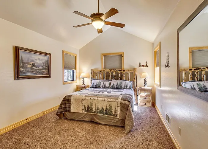 Holiday home Rustic Lakeside On 3 Acres W/ Nature Views! *