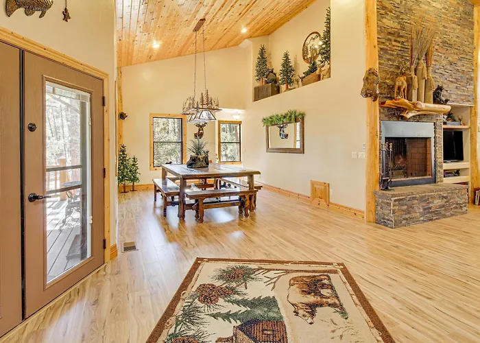 Holiday home Rustic Lakeside On 3 Acres W/ Nature Views! *